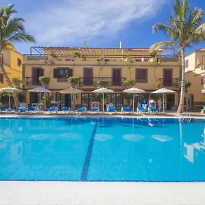 Hotel Oasis Club